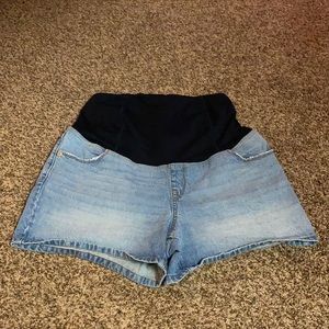 Isabel Maternity Midi Shorts - Size 10